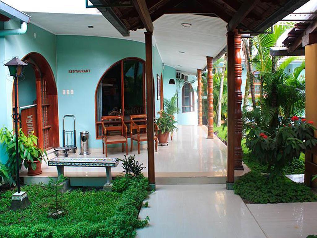 Hotel & Suites La Posada De Lobo Iquitos Kültér fotó